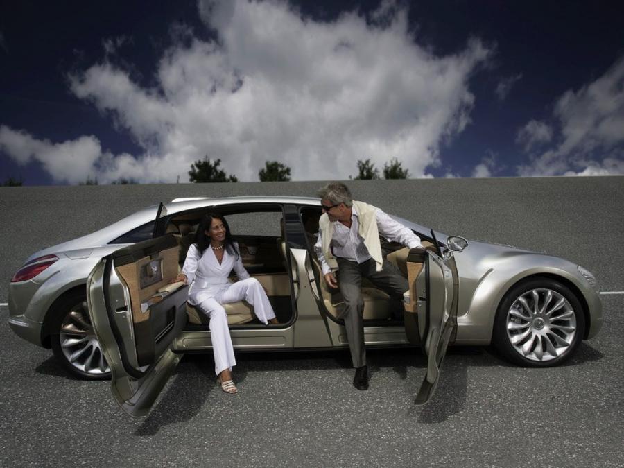  Mercedes-Benz F700 Concept 2007 года  (фото 2 из 41)